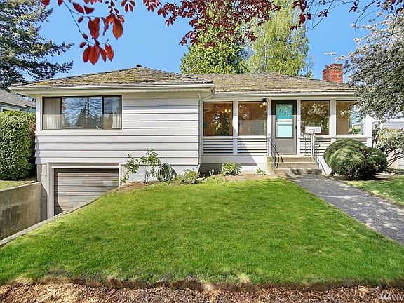 3rd image of 8227 42nd Ave NE