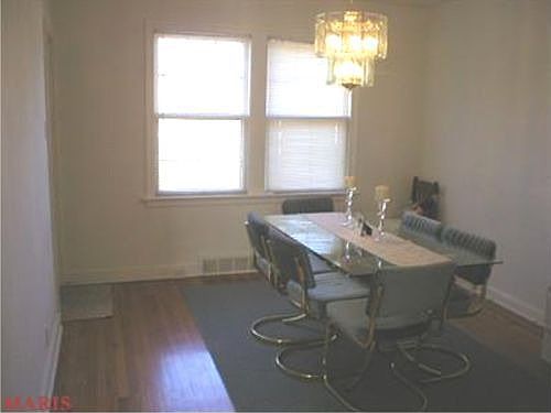 FORMAL DINING ROOM/HDWD FLOORS