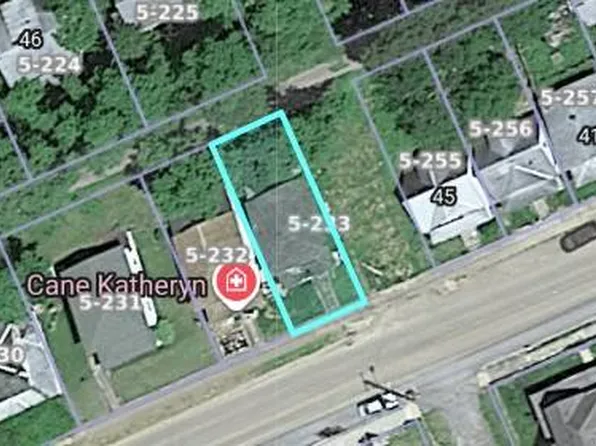 47 Main St, Richwood, WV 26261