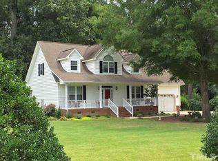 105 Umstead Dr, Clayton, NC 27520