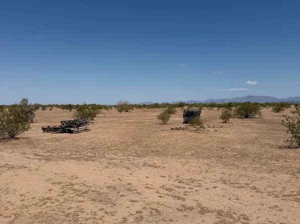 52903 W GLENDALE Avenue W #'-', Tonopah, AZ 85354