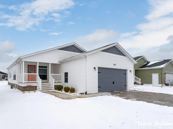 5212 E Scenic Turn Ln, Holland, MI 49423