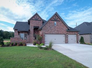 1503 SW Edinburgh Ave, Bentonville, AR 72712