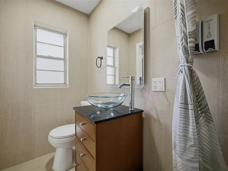 808 N Macdill Ave — Photo 18
