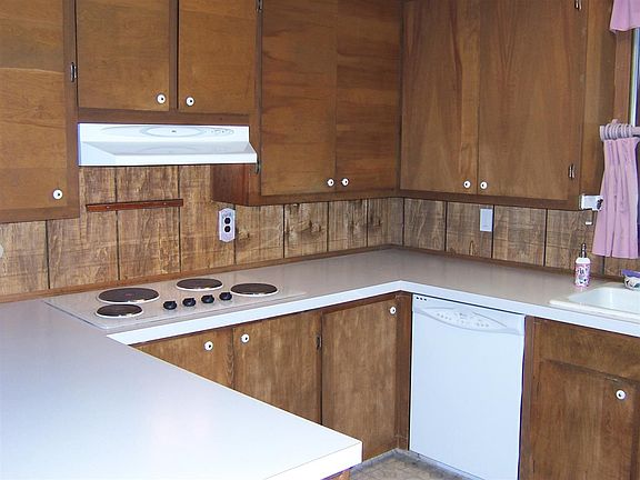 4th image of 205 Seneca Trl