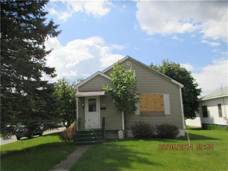 1st image of 801 W B St