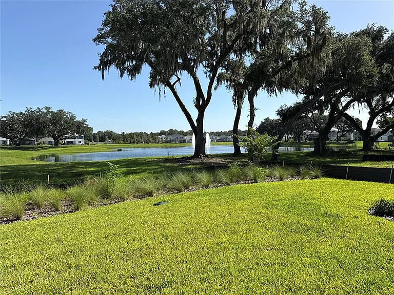16645 Lone Oak Cir — Photo 6