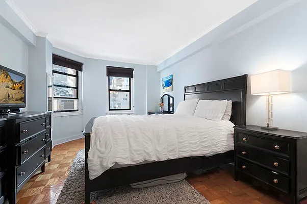 Rented by Compass | media 42