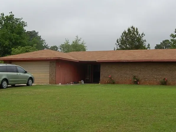 109 Monteigo Ct, Centerville, GA 31028