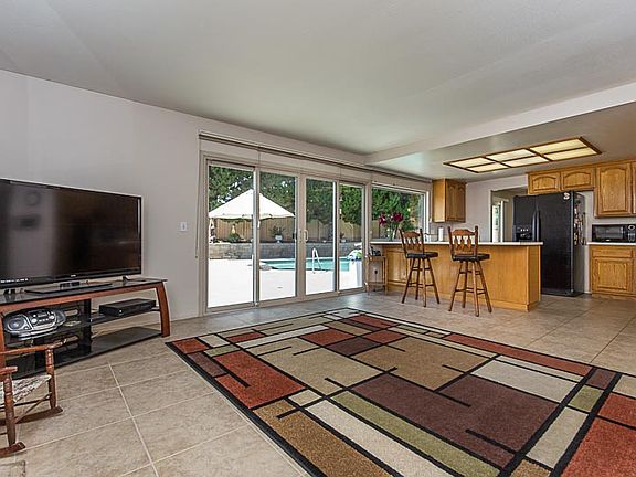 4th image of 31983 Doverwood Ct