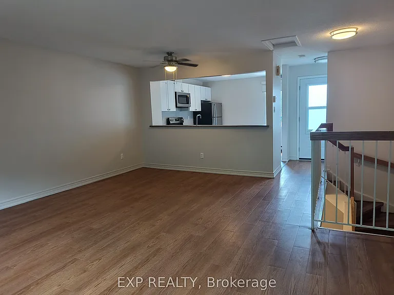 1310 Richmond Rd #4 — Photo 9