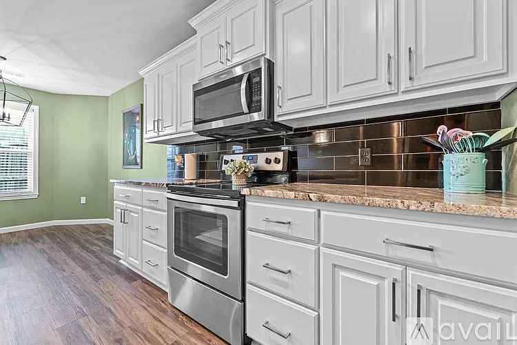3420 Garden Club Dr — Photo 3