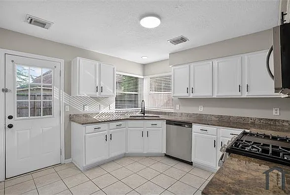 5823 Forest Timbers Dr — Photo 25