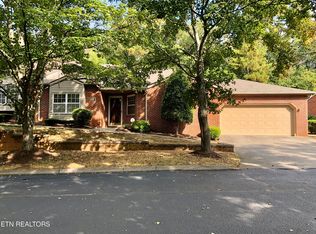 5019 Griffins Gate Ln, Knoxville, TN 37912