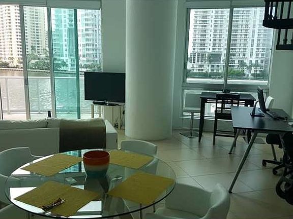 3rd image of 300 S Biscayne Blvd APT 416