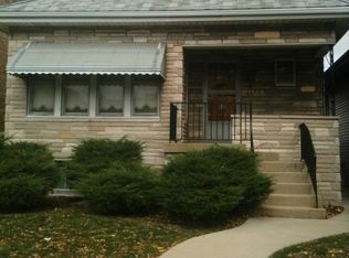 5450 W Addison St, Chicago, IL 60641