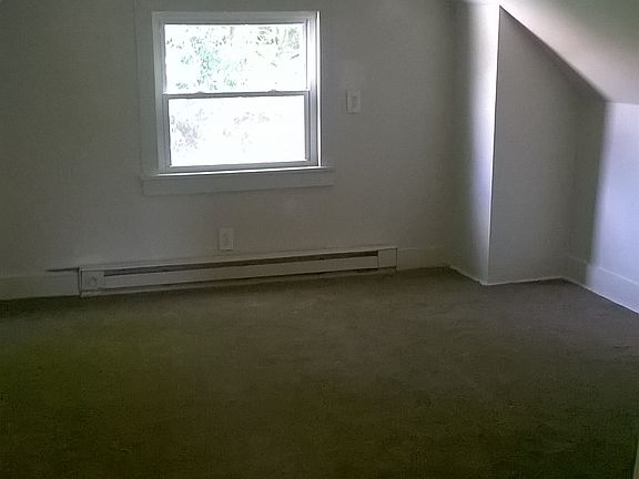 4th image of 1611 Baltimore Ave