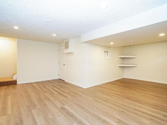 3rd image of 1725 Convair Dr
