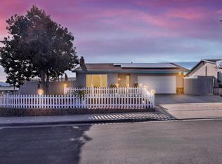 10404 Len Ct, Santee, CA 92071