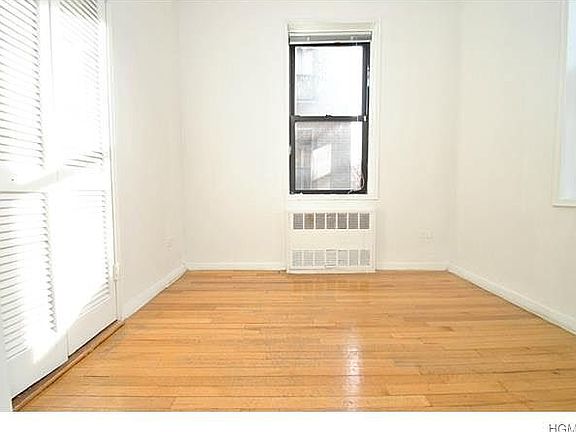 4th image of 665 Thwaites Pl APT 3R