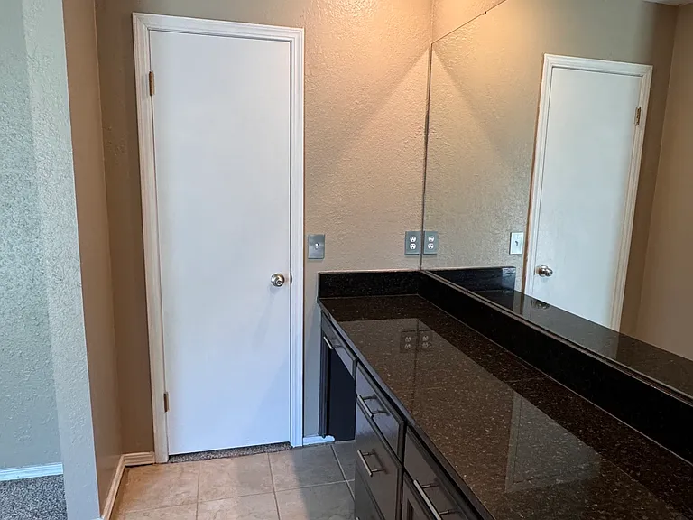 1825 Denim Ln — Photo 9