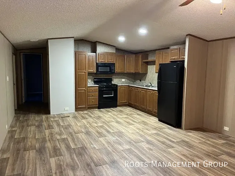 322 E 18th Ave #60 — Photo 6