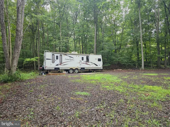 Shadyside Rd, Elk Garden, WV 26717