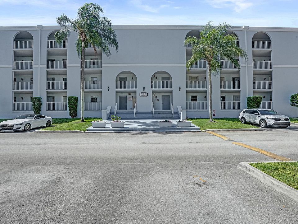 1st image of 7980 N FRENCH Drive #3-202