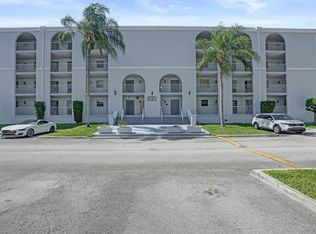 7980 N French Dr #3-202, Pembroke Pines, FL 33024