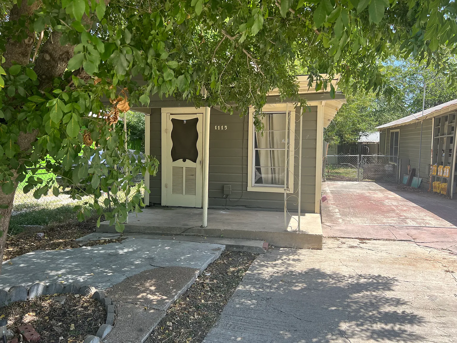 Studio, 360 sqft, $700 — Photo 1