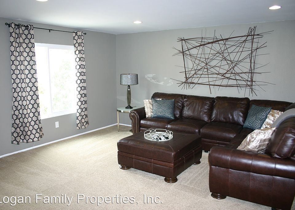 1st image of 11121 Saunders Ct