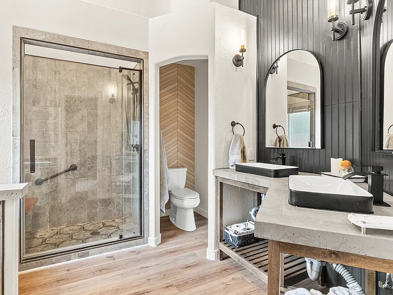 3853 Benjamin Davis Dr — Photo 16