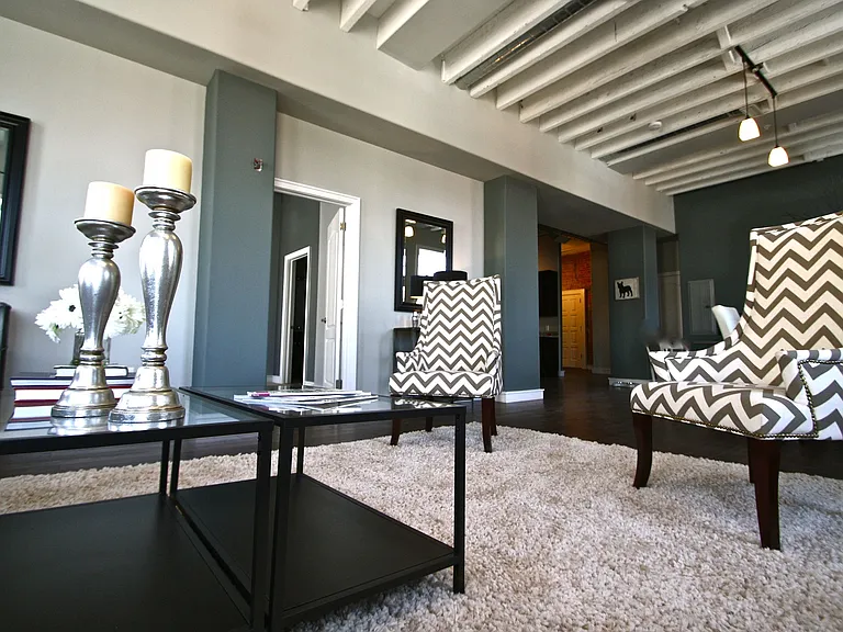 Frankford Lofts — Photo 7