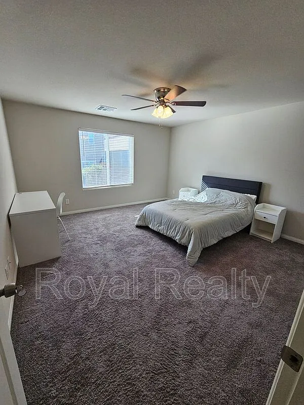 1 bed, 1.0 bath, $700 — Photo 1