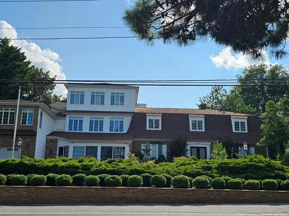 20340 Silver Lake Dr, Rehoboth Beach, DE 19971