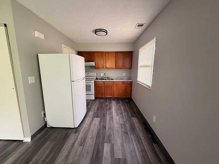 3500 Hillcreek Ct #3500 — Photo 4