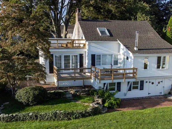 33 Main Street, Essex, CT 06426