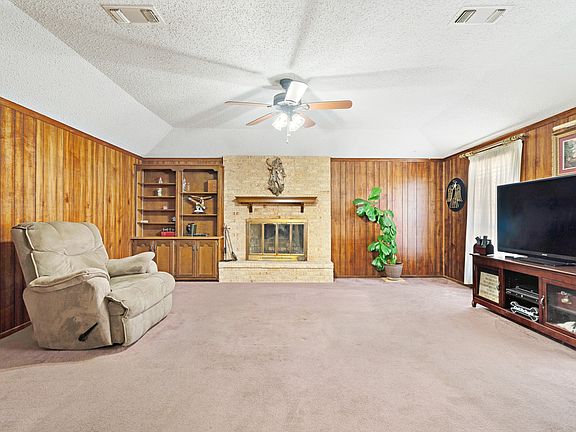 4th image of 3450 Vagas Dr