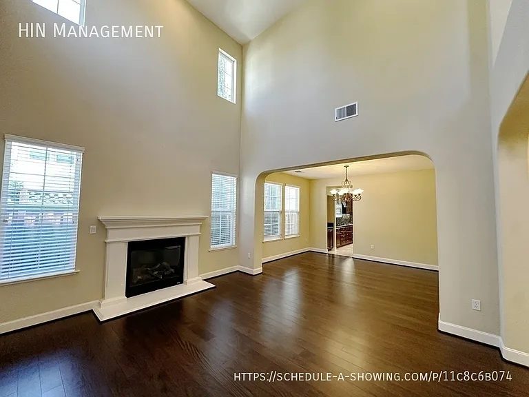 1122 W Lagoon Rd #- — Photo 3