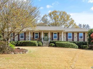 8126 Hillside Ln SE, Huntsville, AL 35802