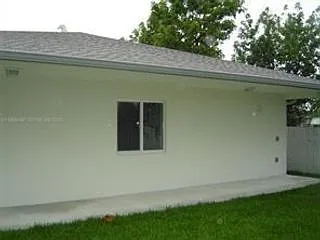 1153 SW 13th St #0 — Photo 9