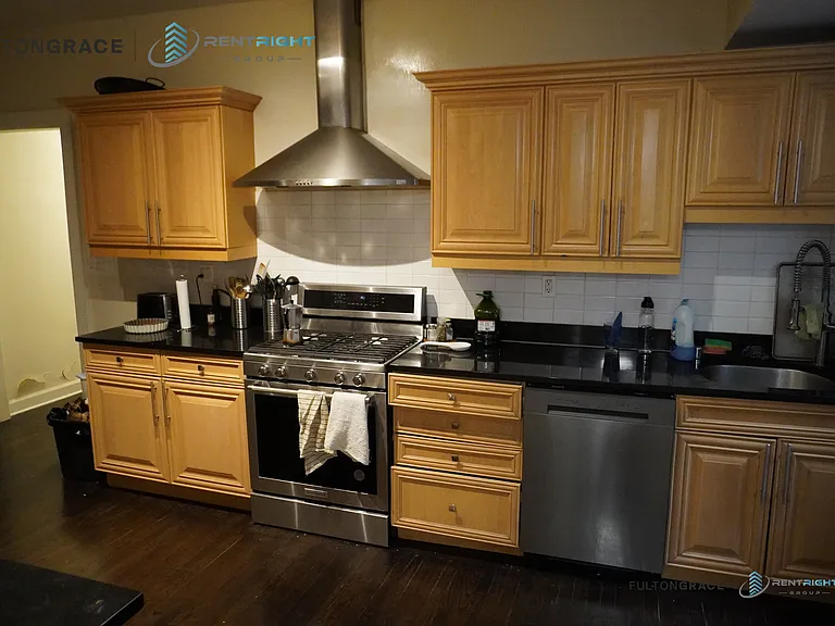 534 W Stratford Pl #2E — Photo 29