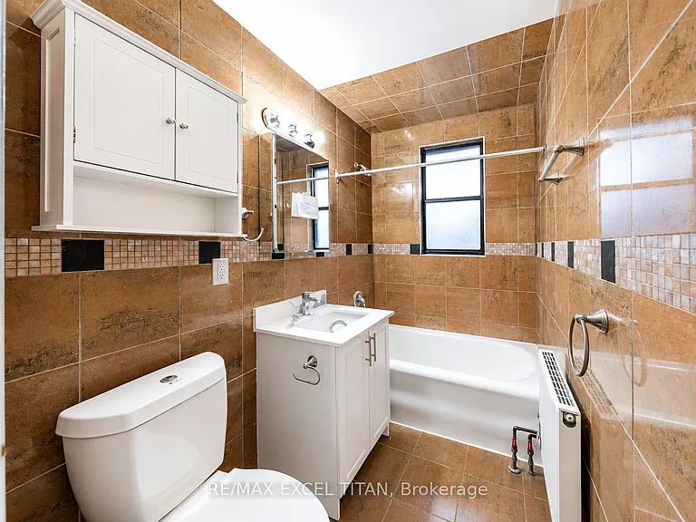 6 Kingston Rd #23 — Photo 9