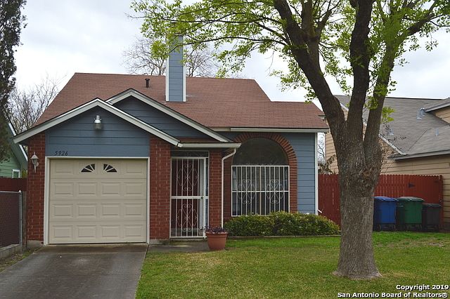1st image of 5926 Sunrise Bend Dr