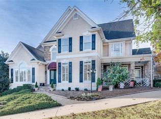 4044 Hickory Fairway Dr, Woodstock, GA 30188