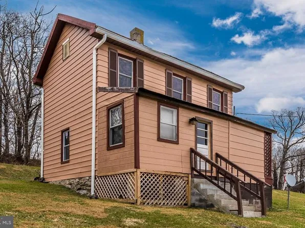 1402 Woodenbridge Ln, Mount Airy, MD 21771