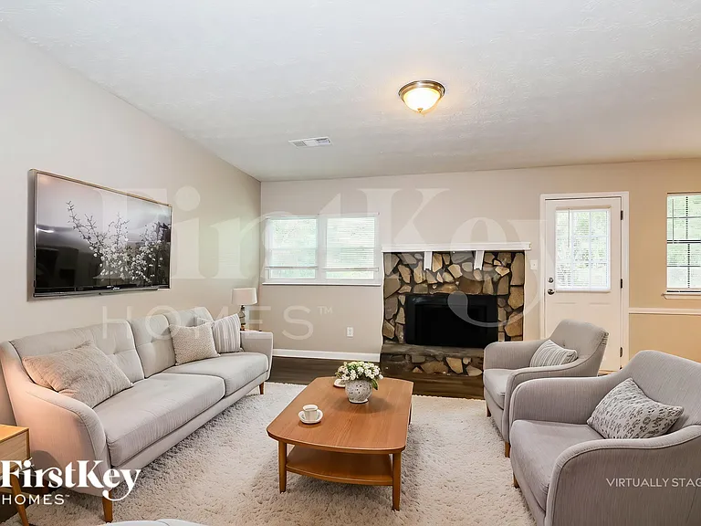 8531 Kendrick Rd — Photo 3