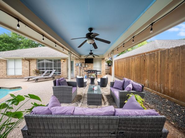 5613 Village Park Dr, Katy, TX 77493