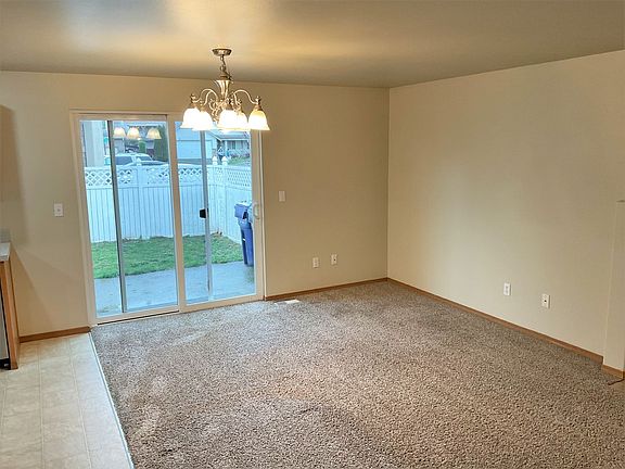 3rd image of 511 E 49th Street Ct