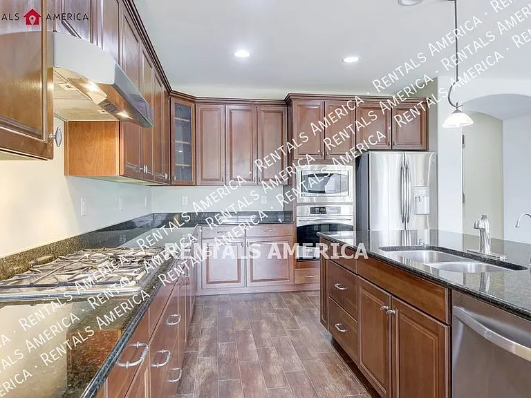 73 W Crescent Way — Photo 12